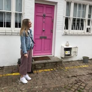 Meet your Posher, Laurence